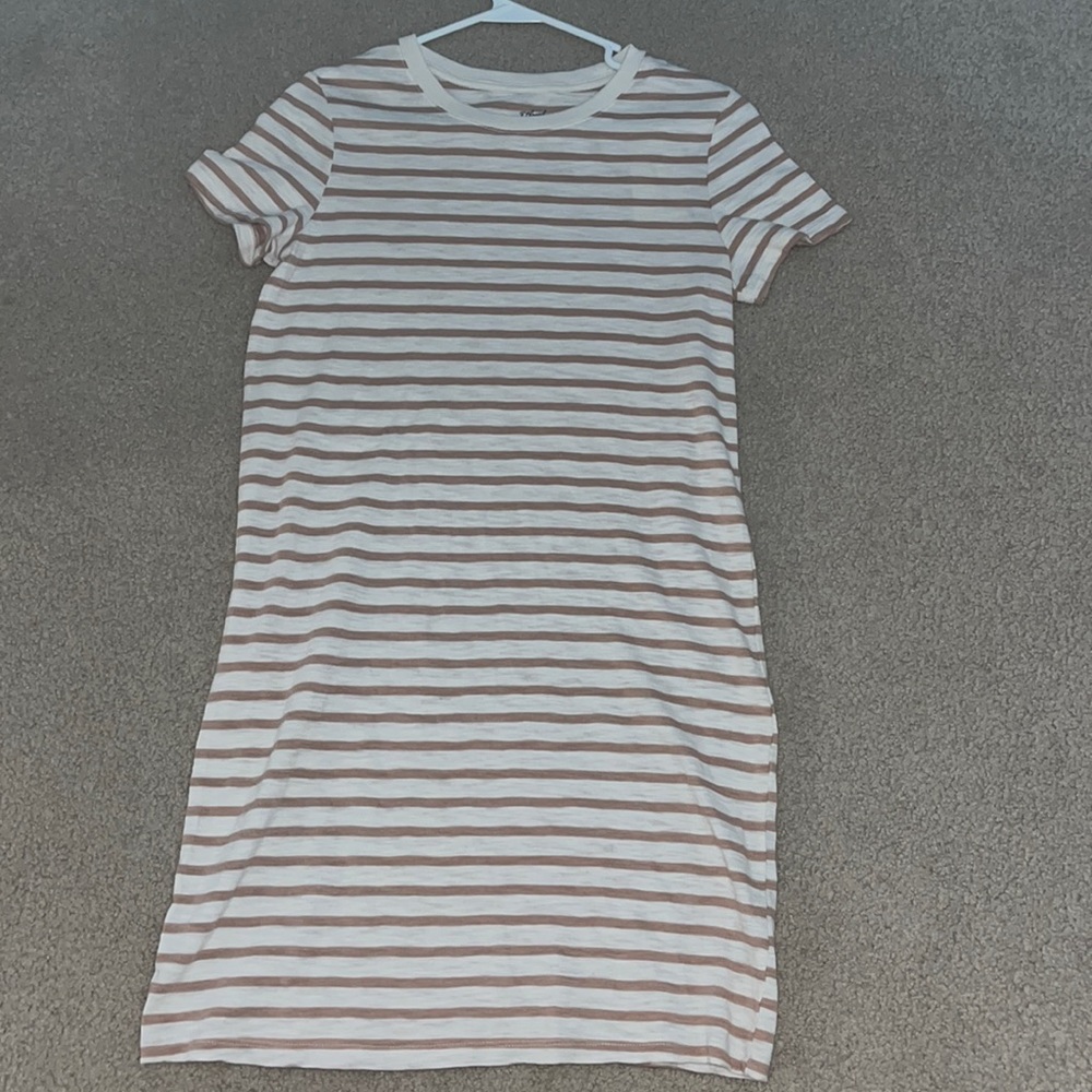Women’s XS t-shirt dress NWT